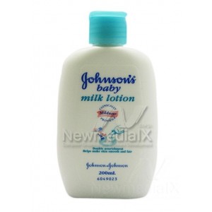 Johnson's Baby Milk Lotion (200 ml)